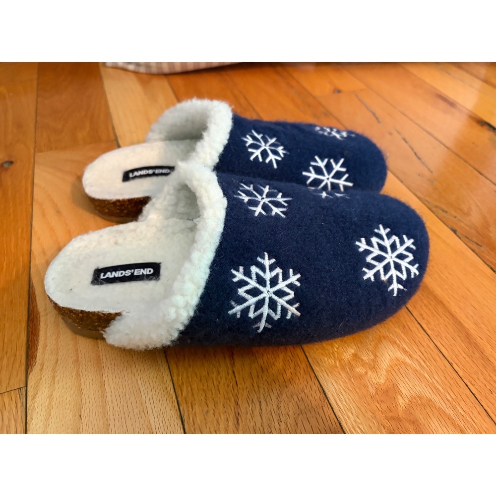 Lands' End Cozy Snowflake Slippers Size‎ 7 Blue